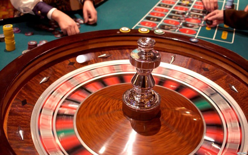 JILI Burma ကတ်ဂိမ်း Baccarat စားပွဲတင် ဆော့ဖ်ဝဲ ဒီဇိုင်းနှင့် Live Dealer မြင်ကွင်း